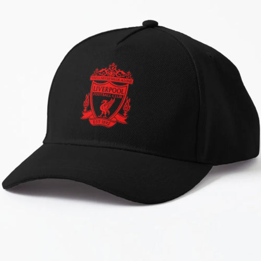 Шапка с козирка Liverpool Red